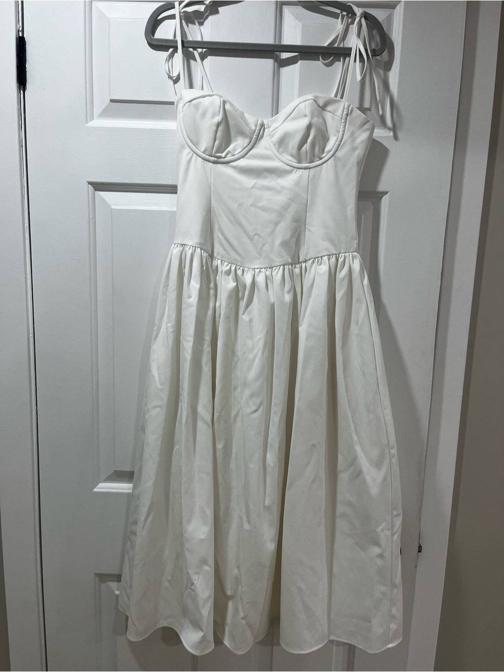White Maxi Dress with Sweetheart Bodice